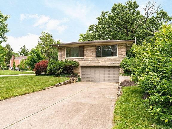 3rd image of 410 Northview Dr