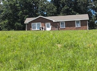 4563 Cumberland City Rd, Indian Mound, TN 37079