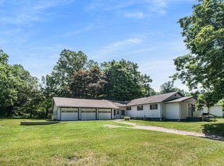 1314 8th St, Three Rivers, MI 49093