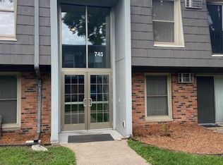 745 11th Ave S APT 2, Hopkins, MN 55343