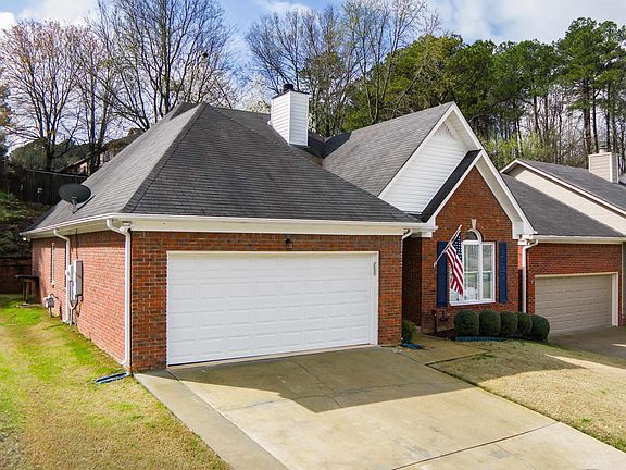2nd image of 3193 Boxwood Dr