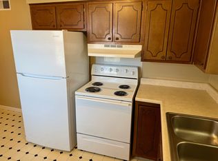 2203 Adams Ave APT 10, Huntington, WV 25704