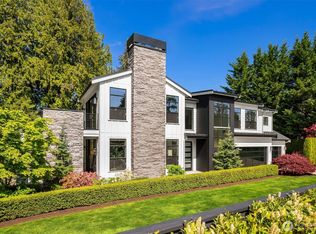 9244 Points Dr NE, Yarrow Pt, WA 98004