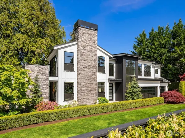 9244 Points Drive NE, Yarrow Point, WA 98004