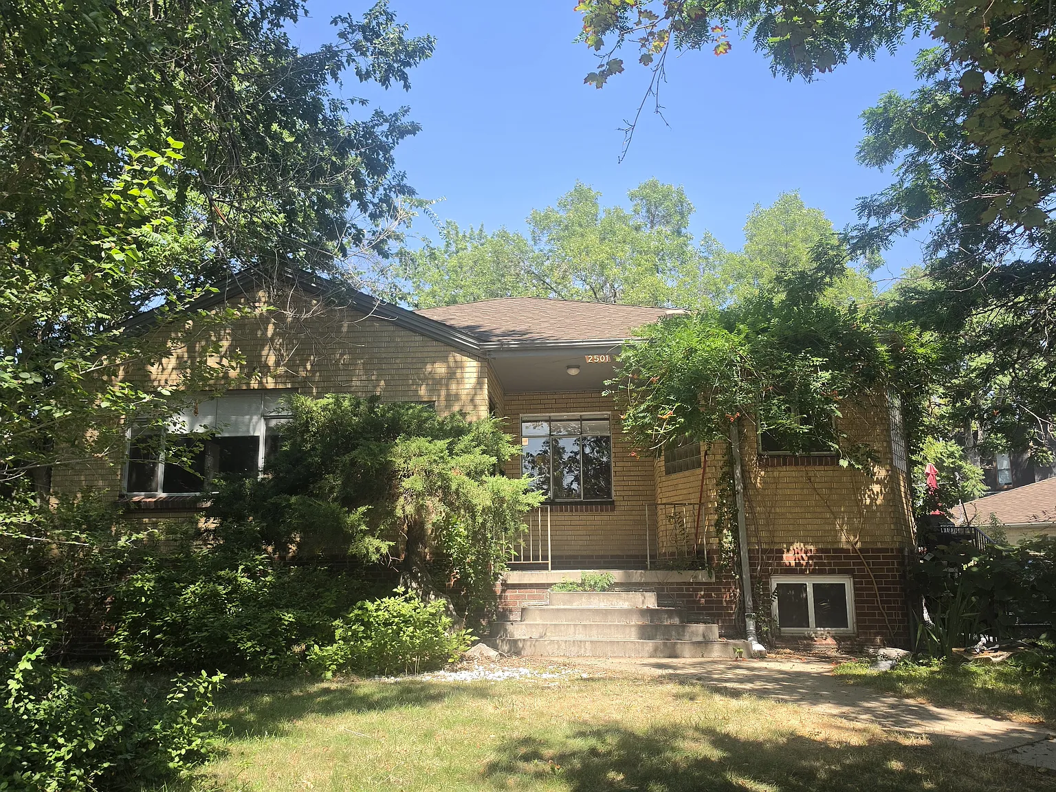 2 bed, 1000 sqft, $2,395 — Photo 1