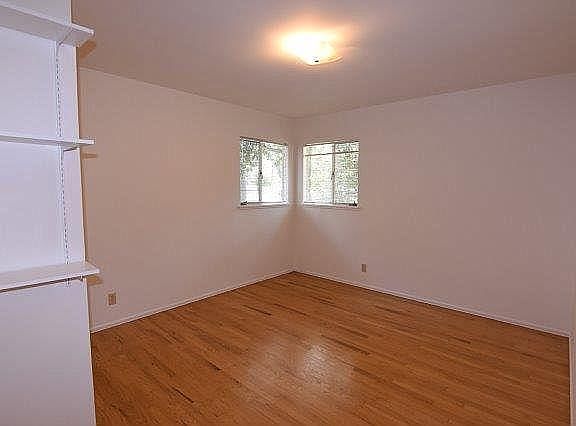 5th image of 60294 El Camino Dr