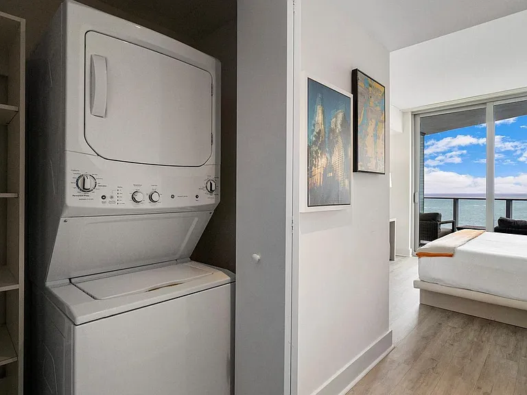 Washer/Dryer