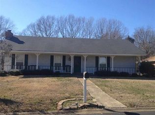 524 Hunters Creek Cir, Madison, MS 39110