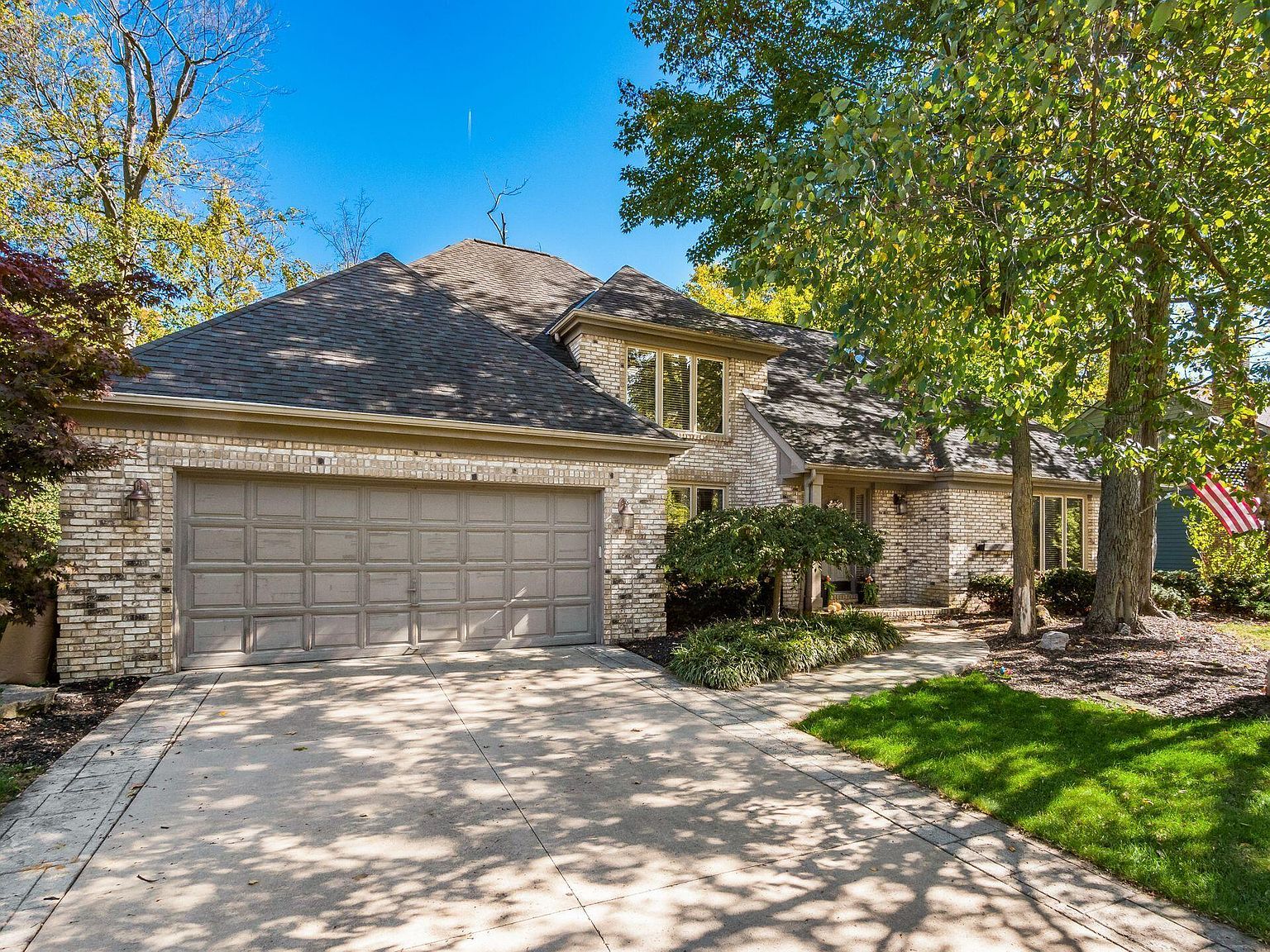 6021 Woodbrook Ct, Lewis Center, OH 43035 | Zillow