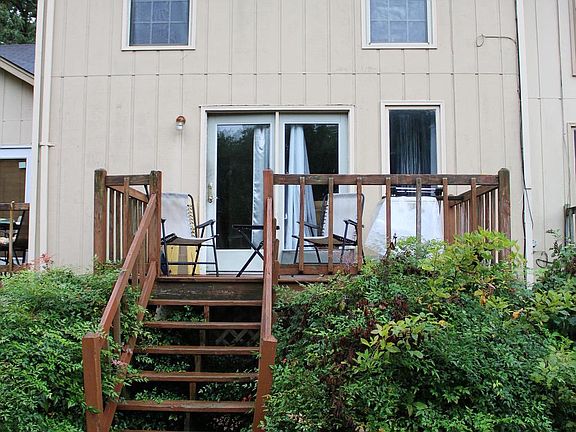 4th image of 11056 Vernon Woods Dr