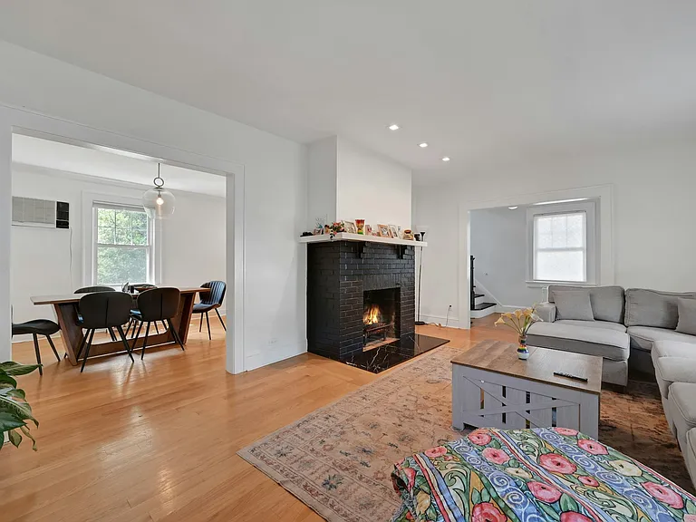 47 George St — Photo 13