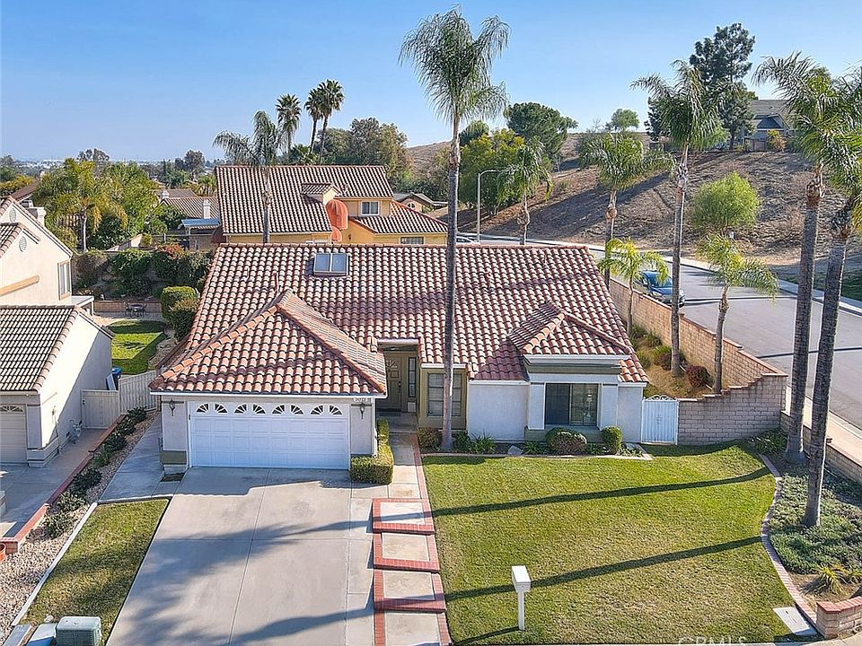 1st image of 3073 Olympic View Dr