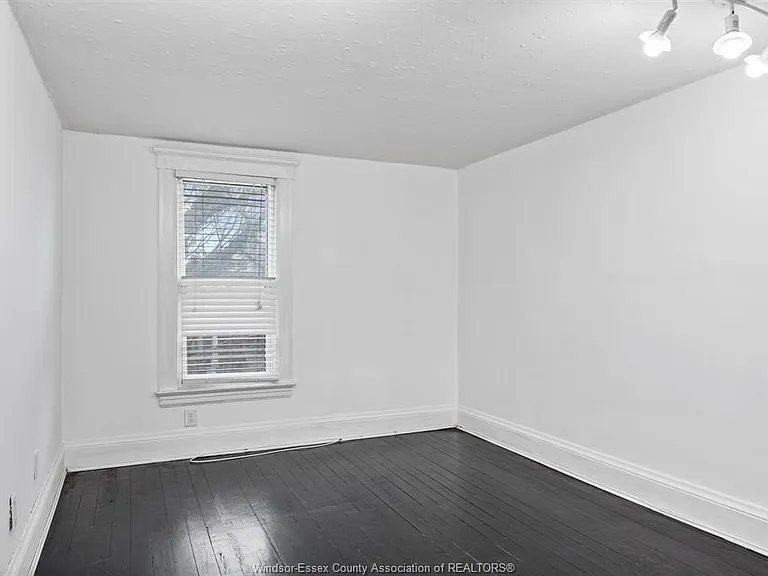 835 Moy Ave #UPPER — Photo 3