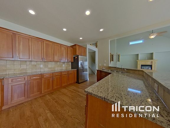 4th image of 2115 81st Ave