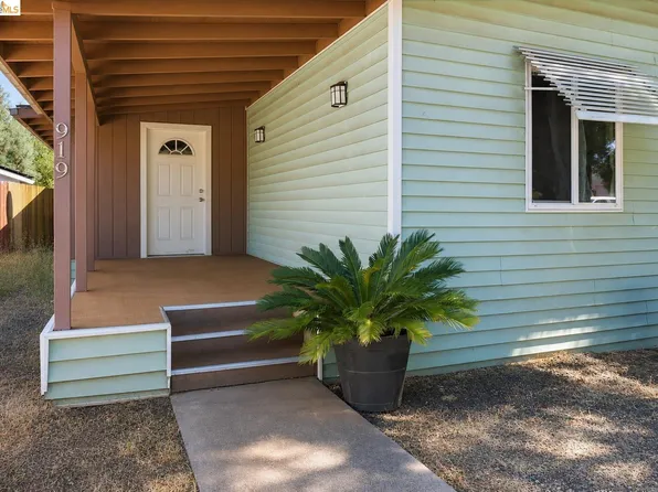 919 Sequoia Cir, Copperopolis, CA 95228
