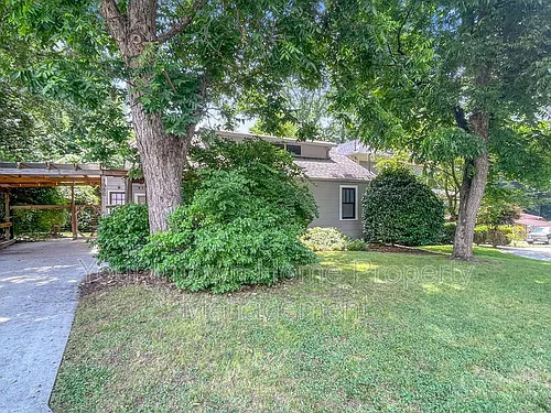 1080 Benteen Ave SE Photo 1 1080 Benteen Ave SE Photo 1