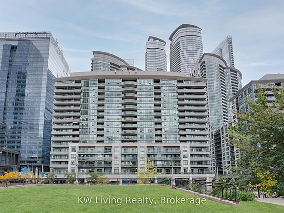 2nd image of 51 Lower Simcoe St #1801