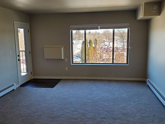 5th image of 1212 Washington Ave #310