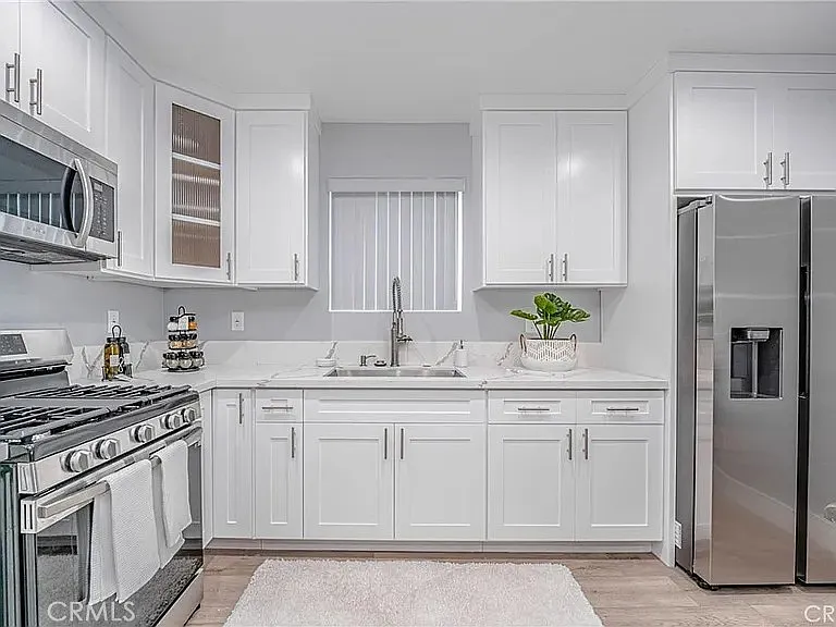 232 E Gage Ave — Photo 8