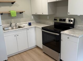 324 3rd St, West Des Moines, IA 50265