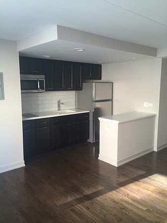 1st image of 6111 N Kenmore Ave #402