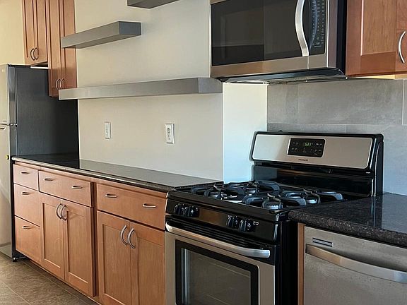 3rd image of 42 Beacon Ave APT 7
