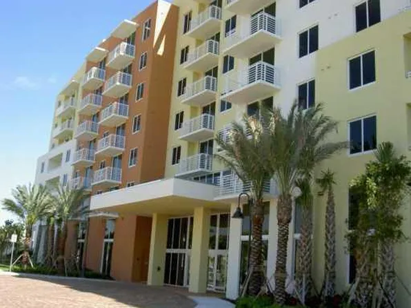 2775 NE 187th St, Aventura, FL