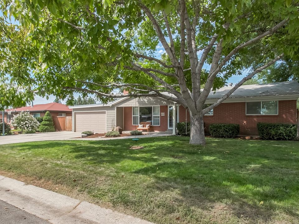 1st image of 1561 E Fuller Dr