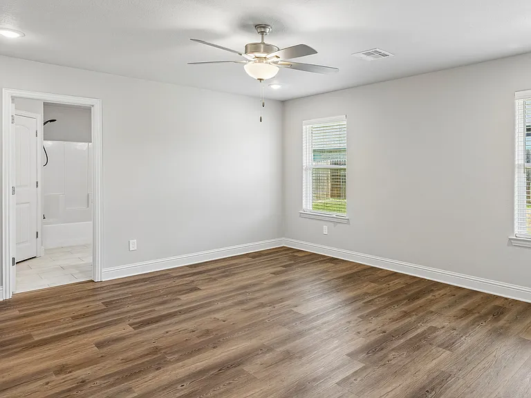 2907 Tulip Dr — Photo 12