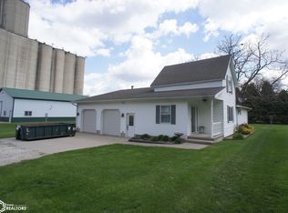 106 & 104 Cedar St, Williams, IA 50271