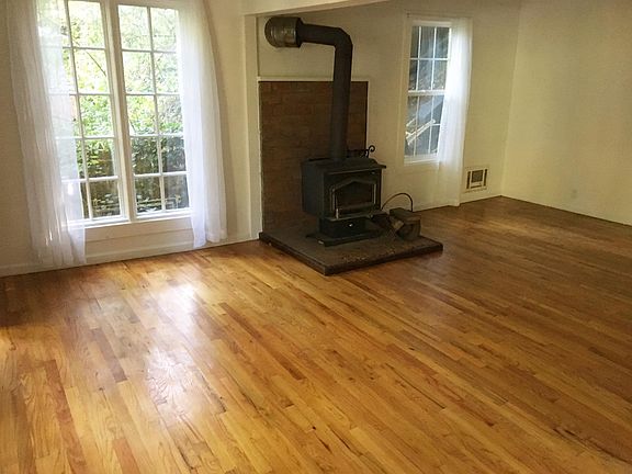 2nd image of 15 Corona Ave