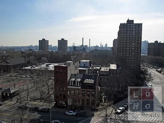 Sold by LoHo Realty | media 8