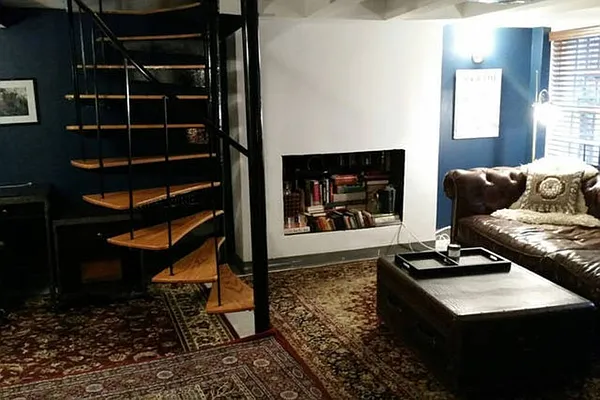 Rented by Downtown Realty Group LTD | media 24