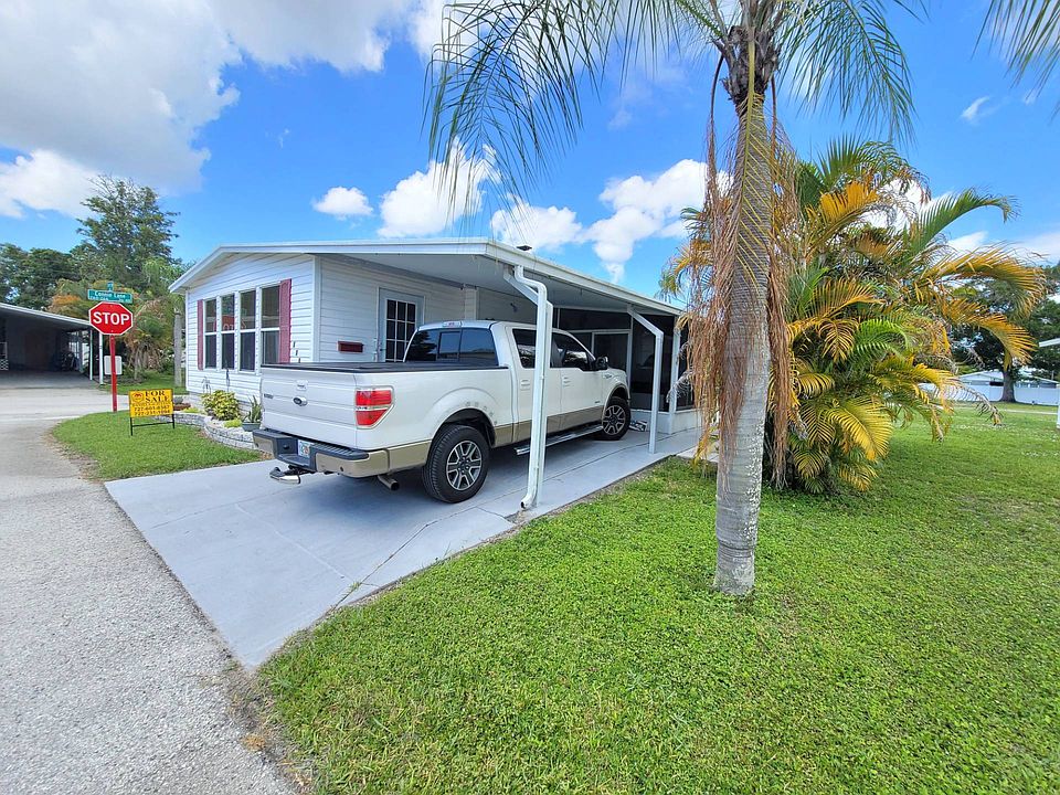 1st image of 3390 Gandy Blvd #136
