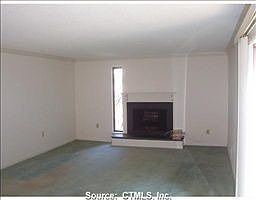 5th image of 112 Hollister Way S