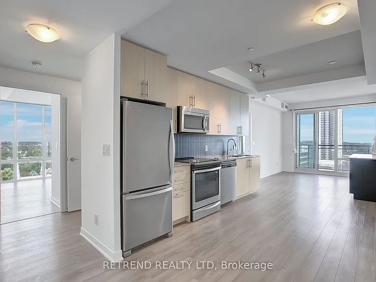 85 Duke St W #1504 — Photo 4