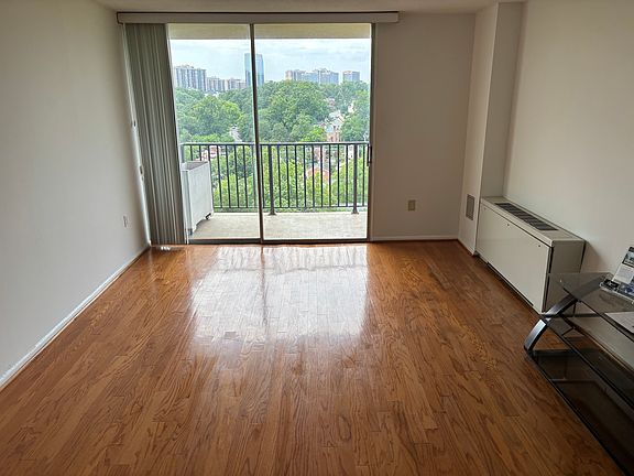 3rd image of 4600 S Four Mile Run Dr APT 1206