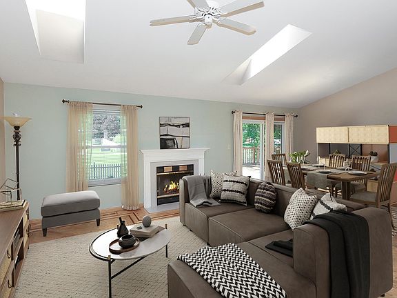 4th image of 1038 Dartmouth Dr
