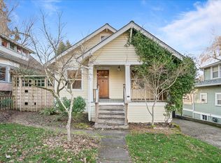 403 N Church St, Silverton, OR 97381