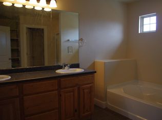 672 E Wyngate Pointe Ln, Draper, UT 84020