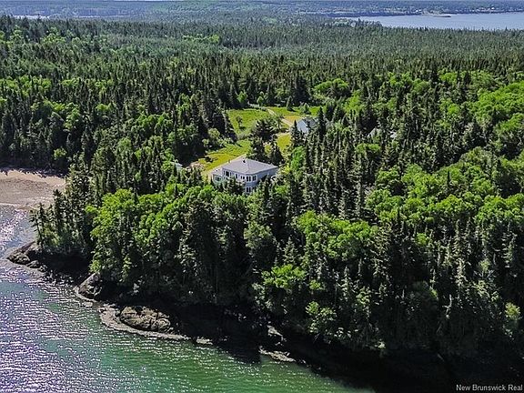 3rd image of 140 Boyne Rd