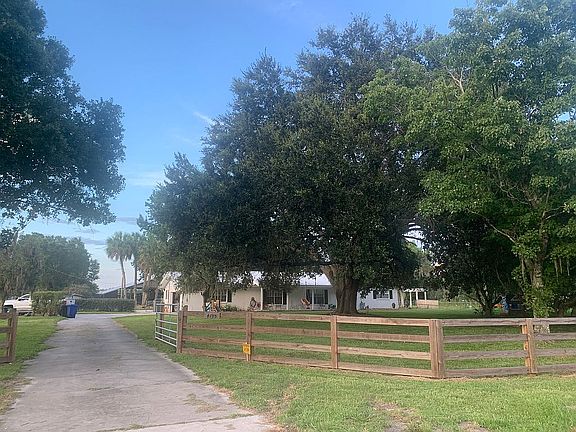 3rd image of 4185 State Road 66