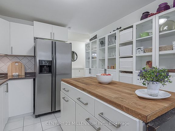 4th image of 4 Heatherside Ct