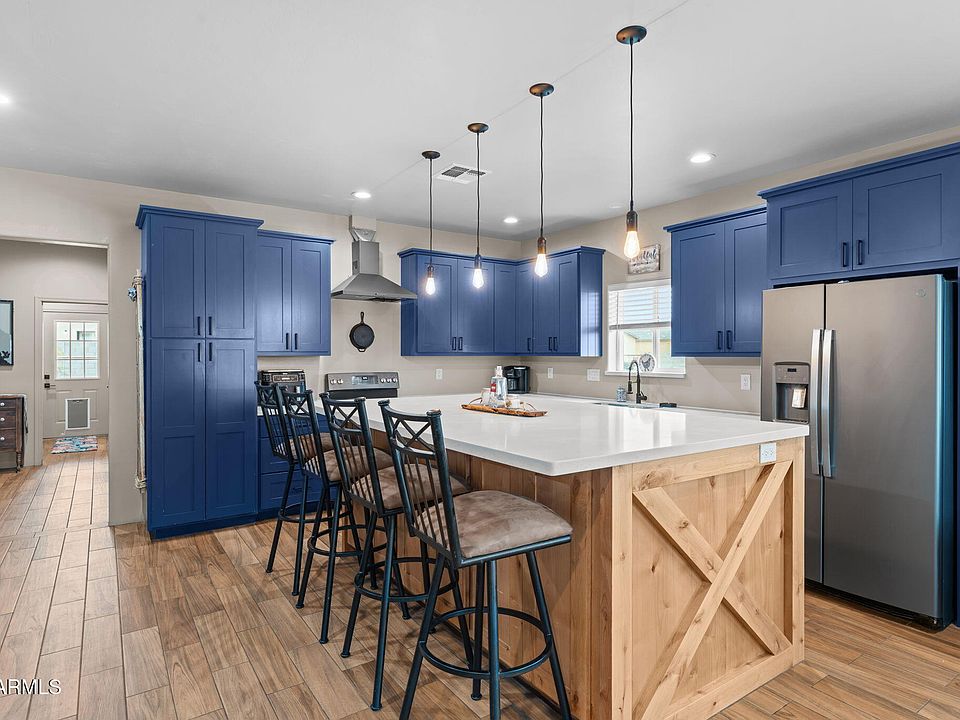 1st image of 470 GUSKIN Road