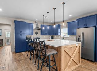 470 Guskin Rd, Morristown, AZ 85342