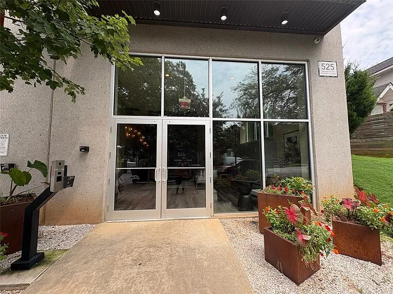525 Parkway Dr NE #510 — Photo 2
