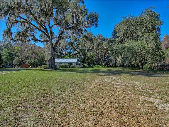 3rd image of 3277 County Road 44a