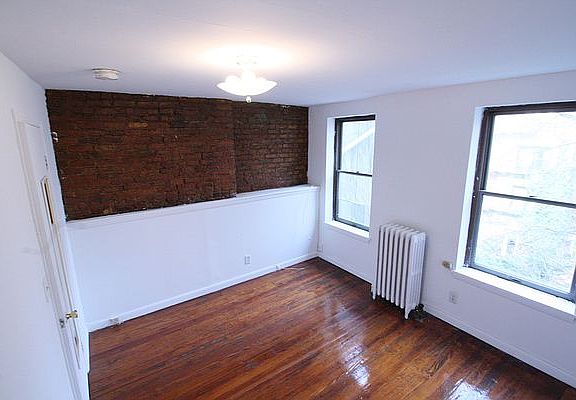 3rd image of 243 E 31st St APT 4