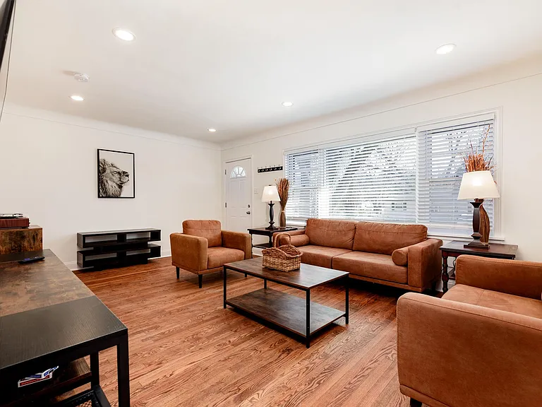 345 Aubuchon St — Photo 5
