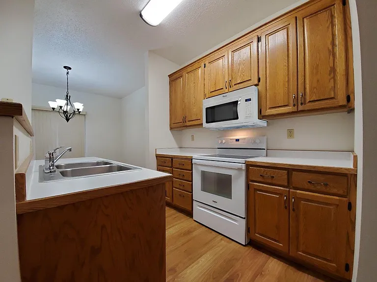 Tucker Pointe — Photo 34